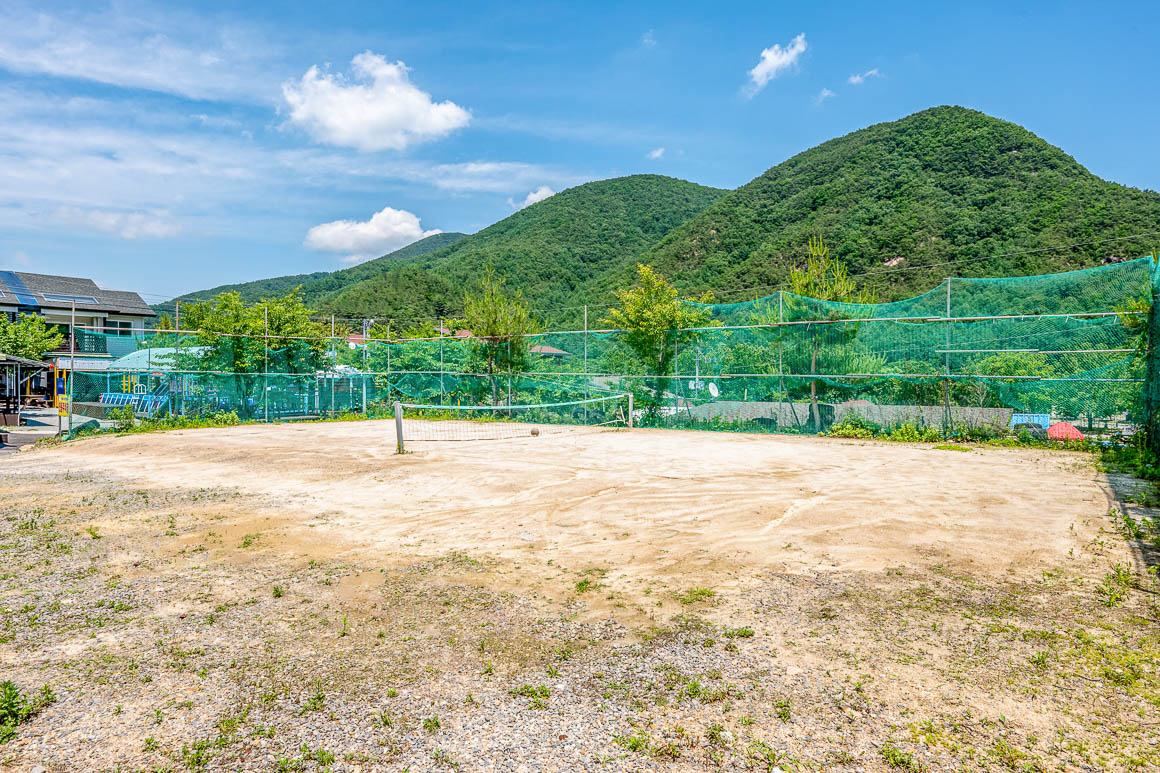 thum-footvolleyball